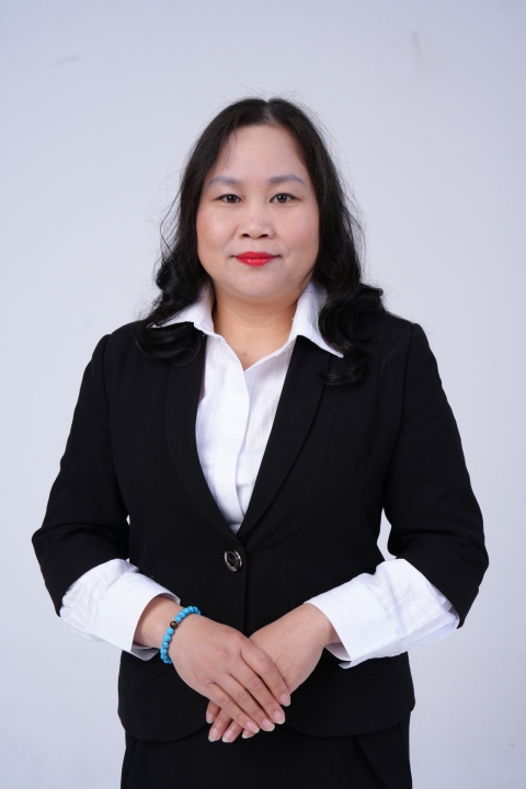 Bà Nguyễn Thị Hằng